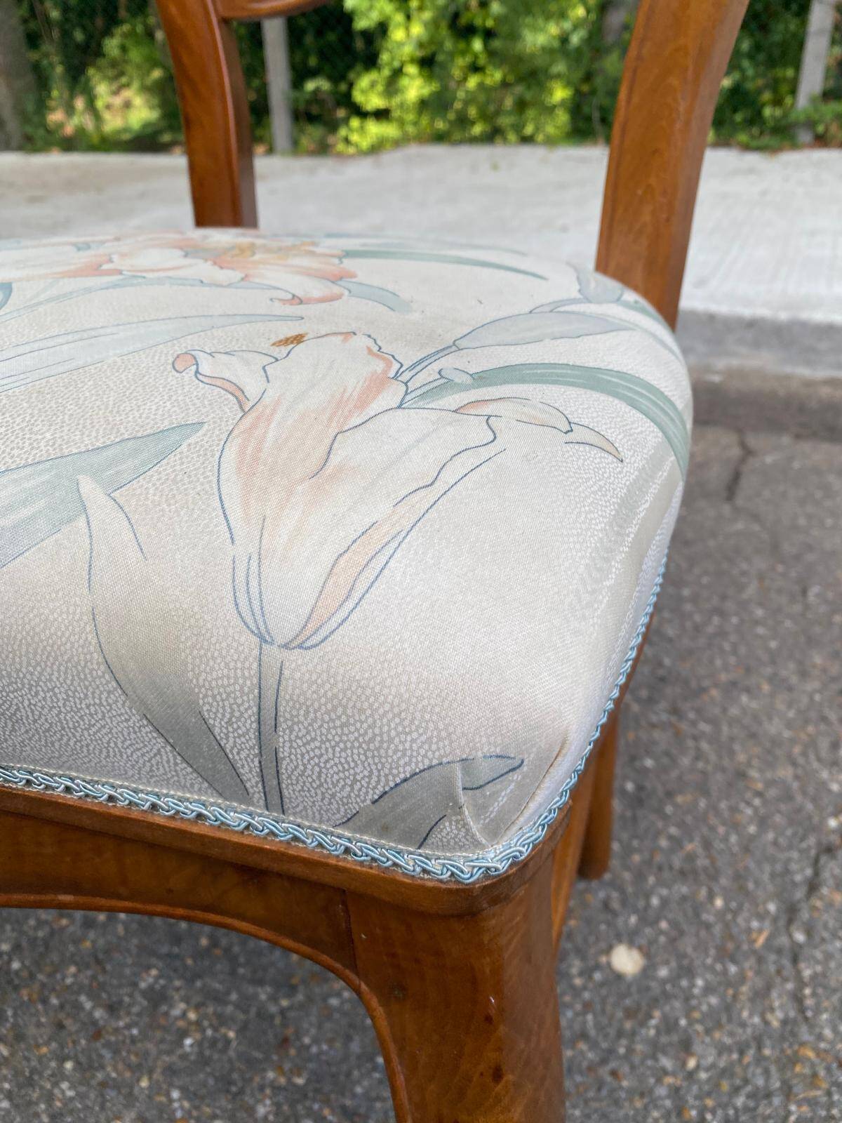Antique flying chair in Restoration / Louis-Philippe style made of solid wood.