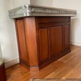 Solid oak bar, tin counter, authentic craftsmanship in perfect condition
