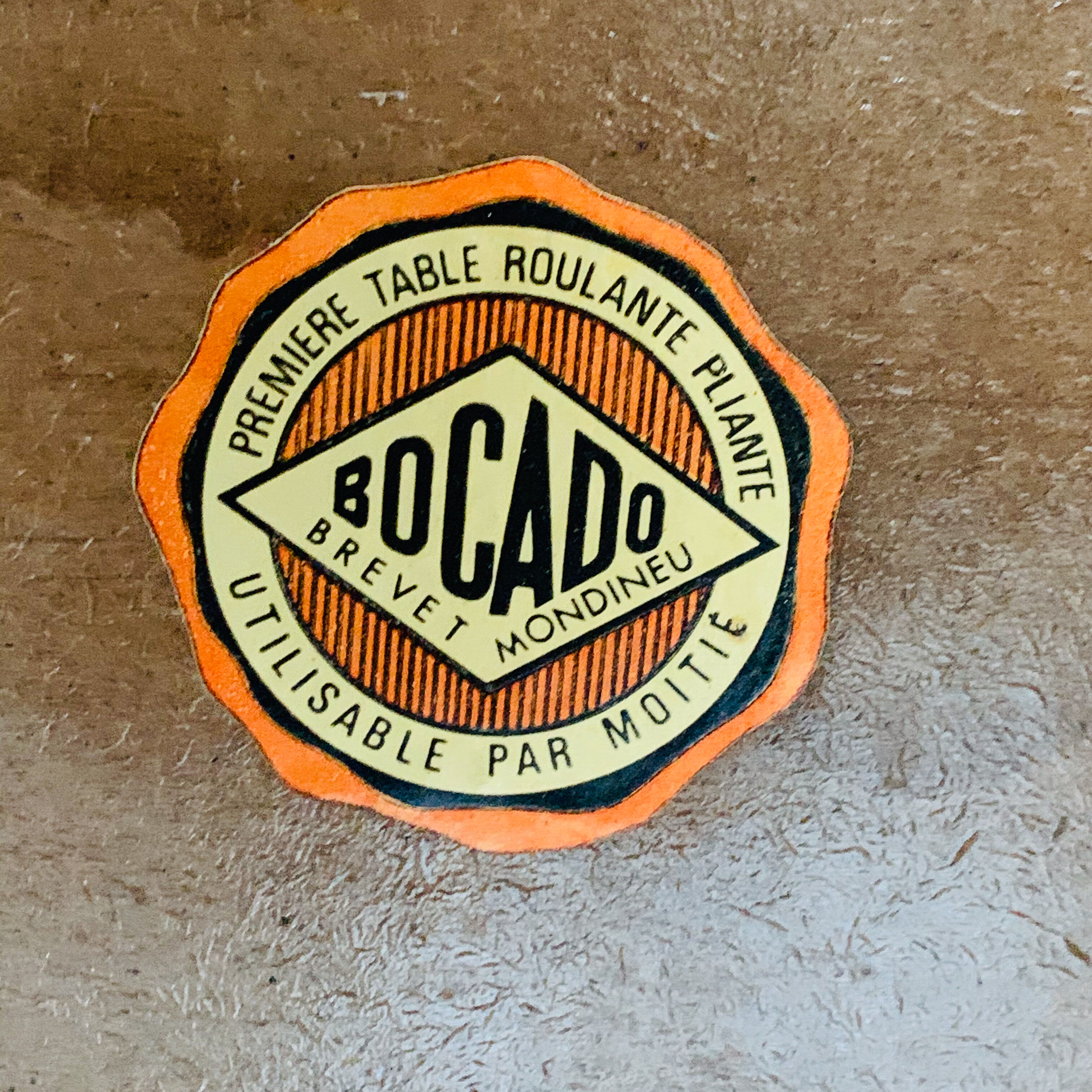 Marie-Françoise Mondineu's 2-plated rolling and folding dessert for Bocado