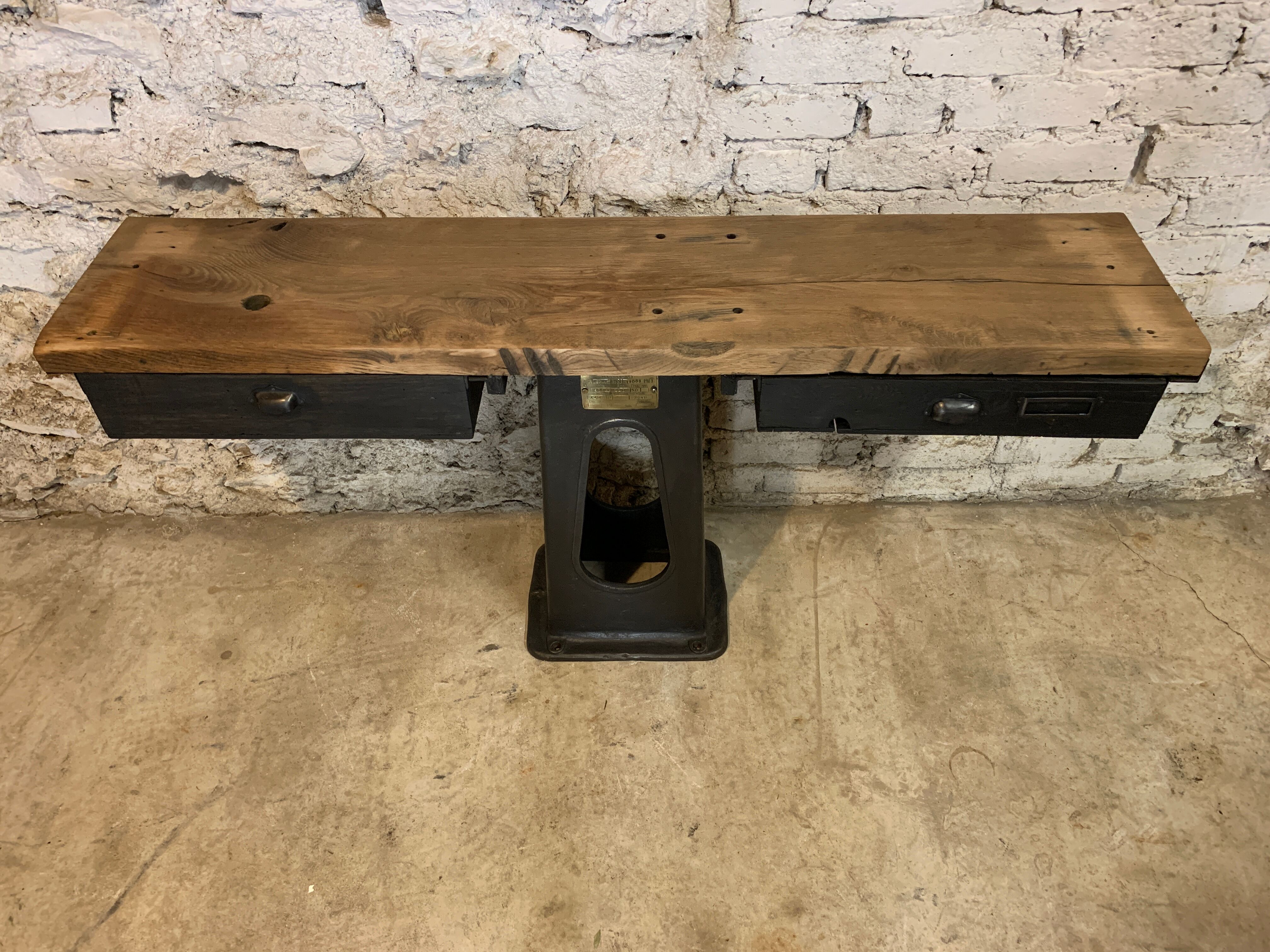 Established machine console industrial tool