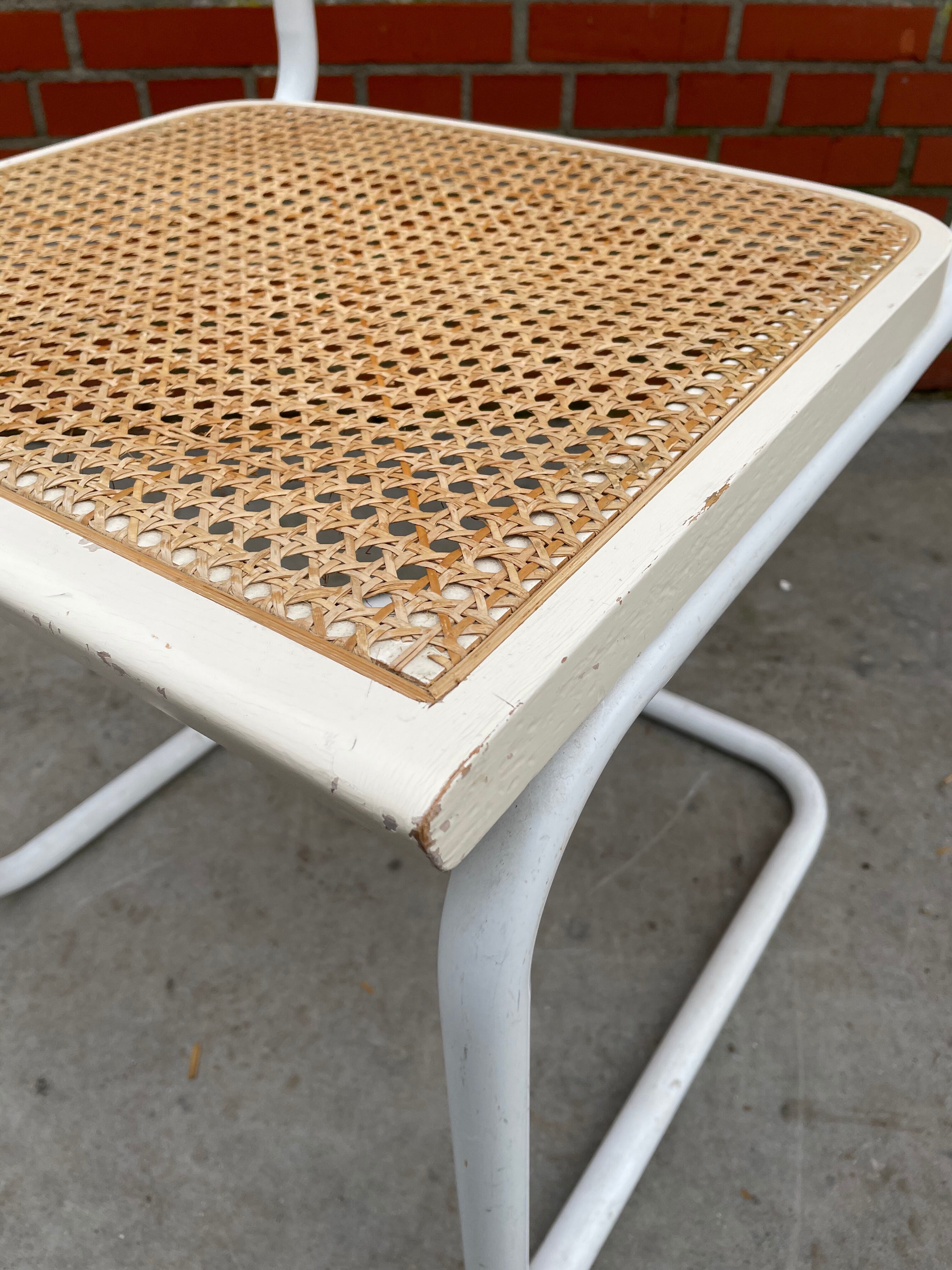 Cesca design chair b32 model white