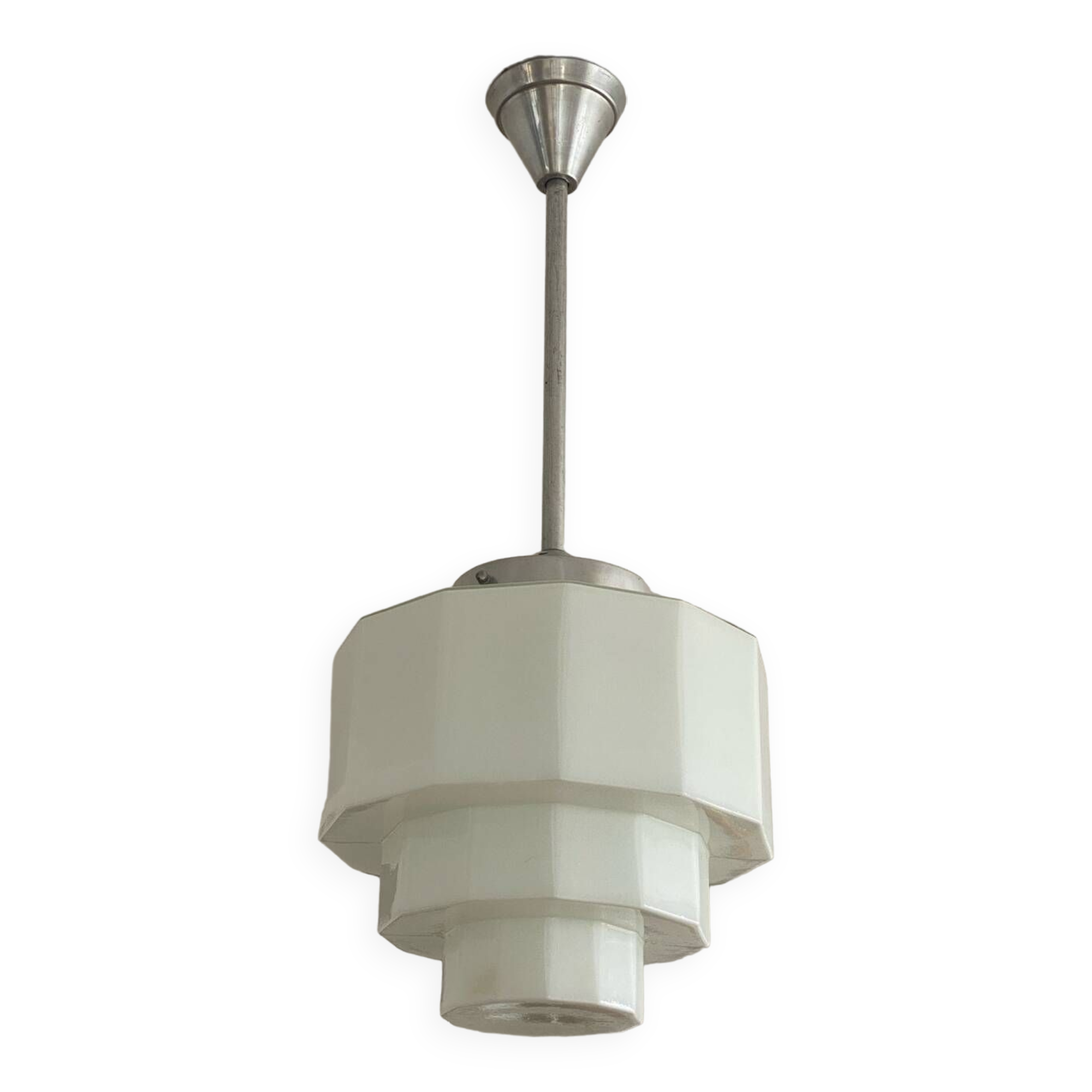 Art Deco pendant light in white Skycraper opaline