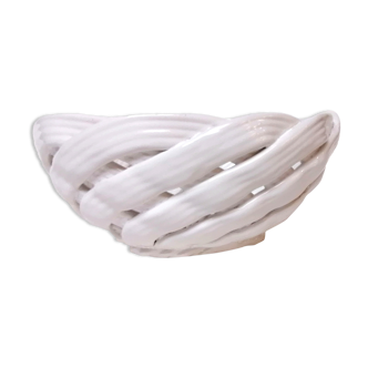 Corbeille tressée en céramique blanche