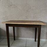 Farm table