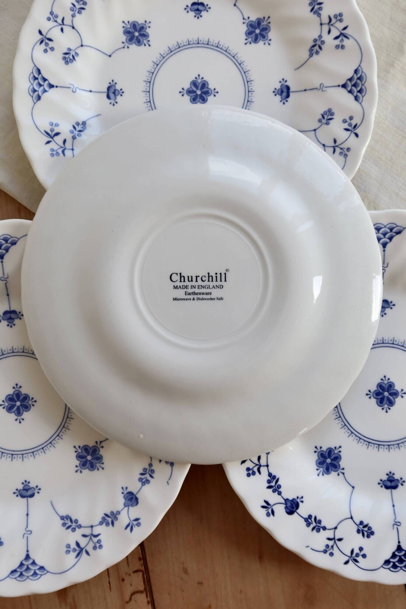 4 vintage dessert plates Churchill blue and white porcelain