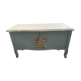 Children's toy chest