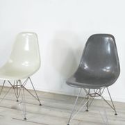 Set Of 2 Herman Miller Eames Dsr Chair Original Fiberglass Seats Modern Ret