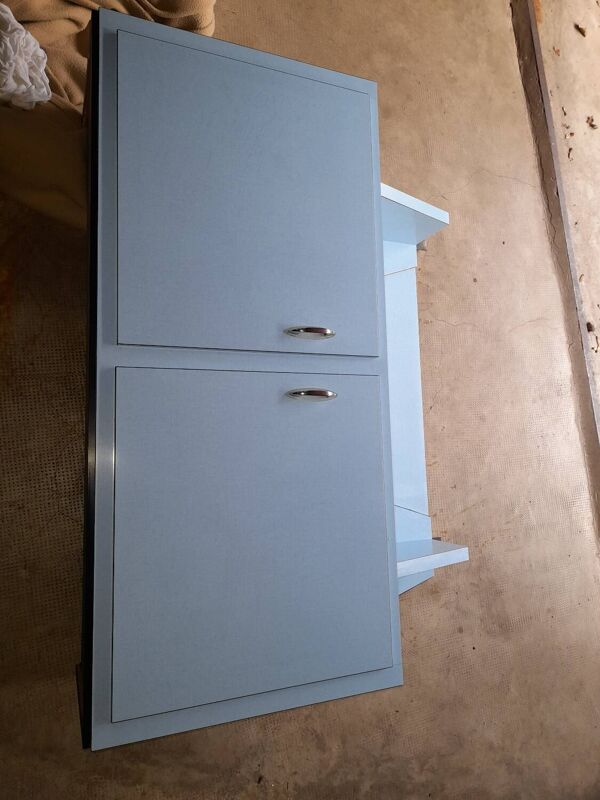 Buffet vintage en Formica bleu clair Atelier Keller Cuisine Rétro 1960