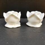 Duo de bougeoirs en porcelaine blanche