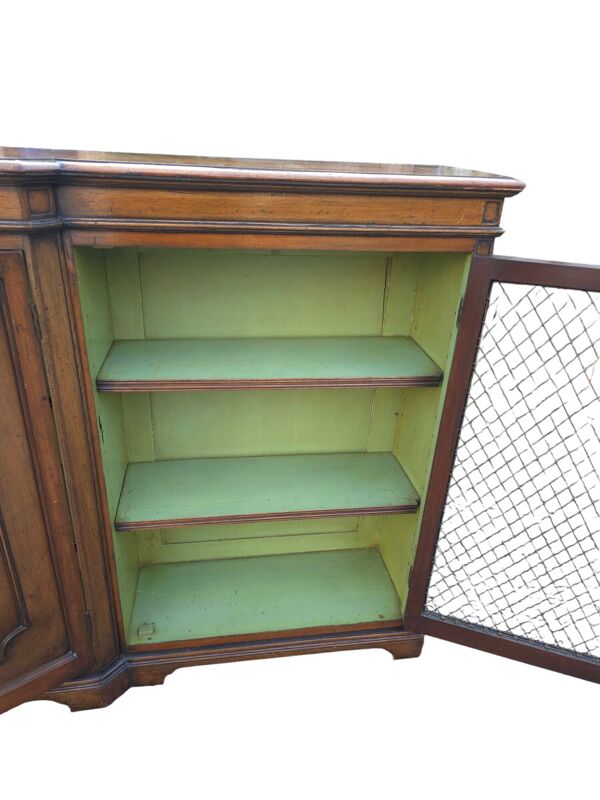 Meuble enfilade style Régence en acajou avec les portes grillagées