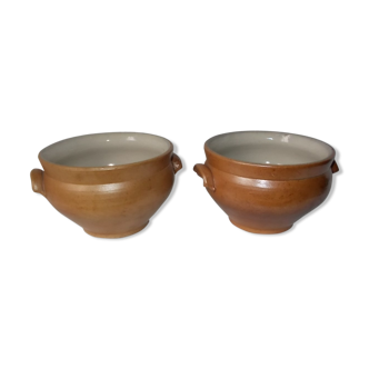 Set of 2 sandstone bowls