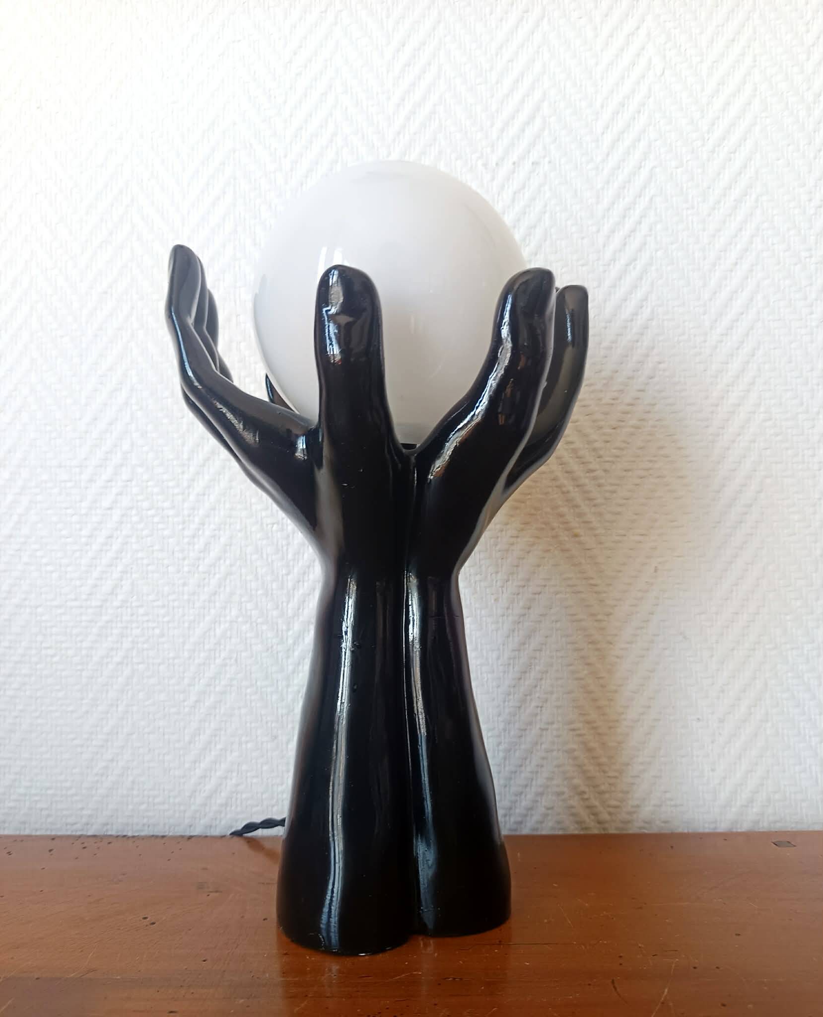 Vintage 1970s mains lamp