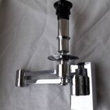 Articulated arm wall lamp