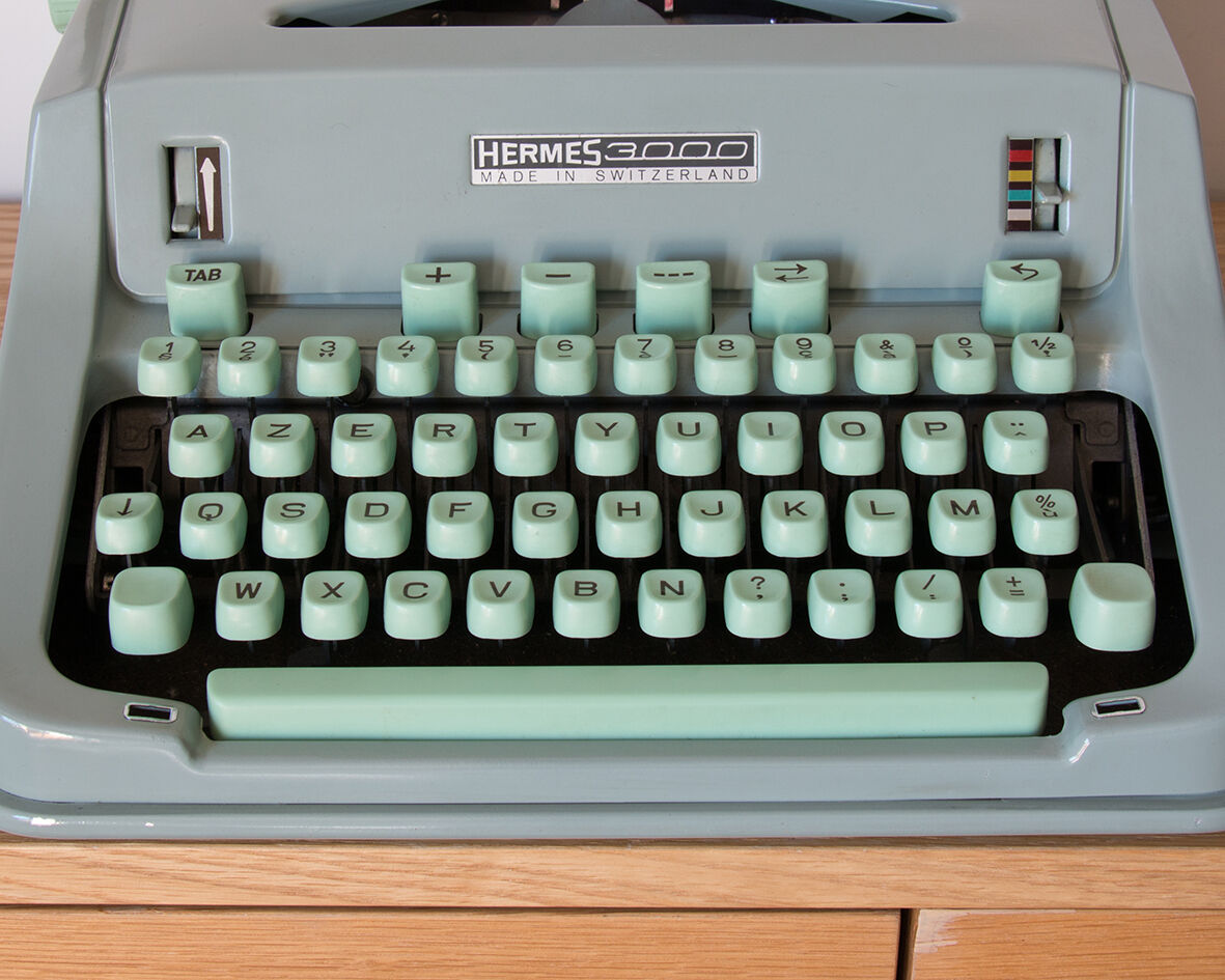 Hermes 3000 mint typewriter