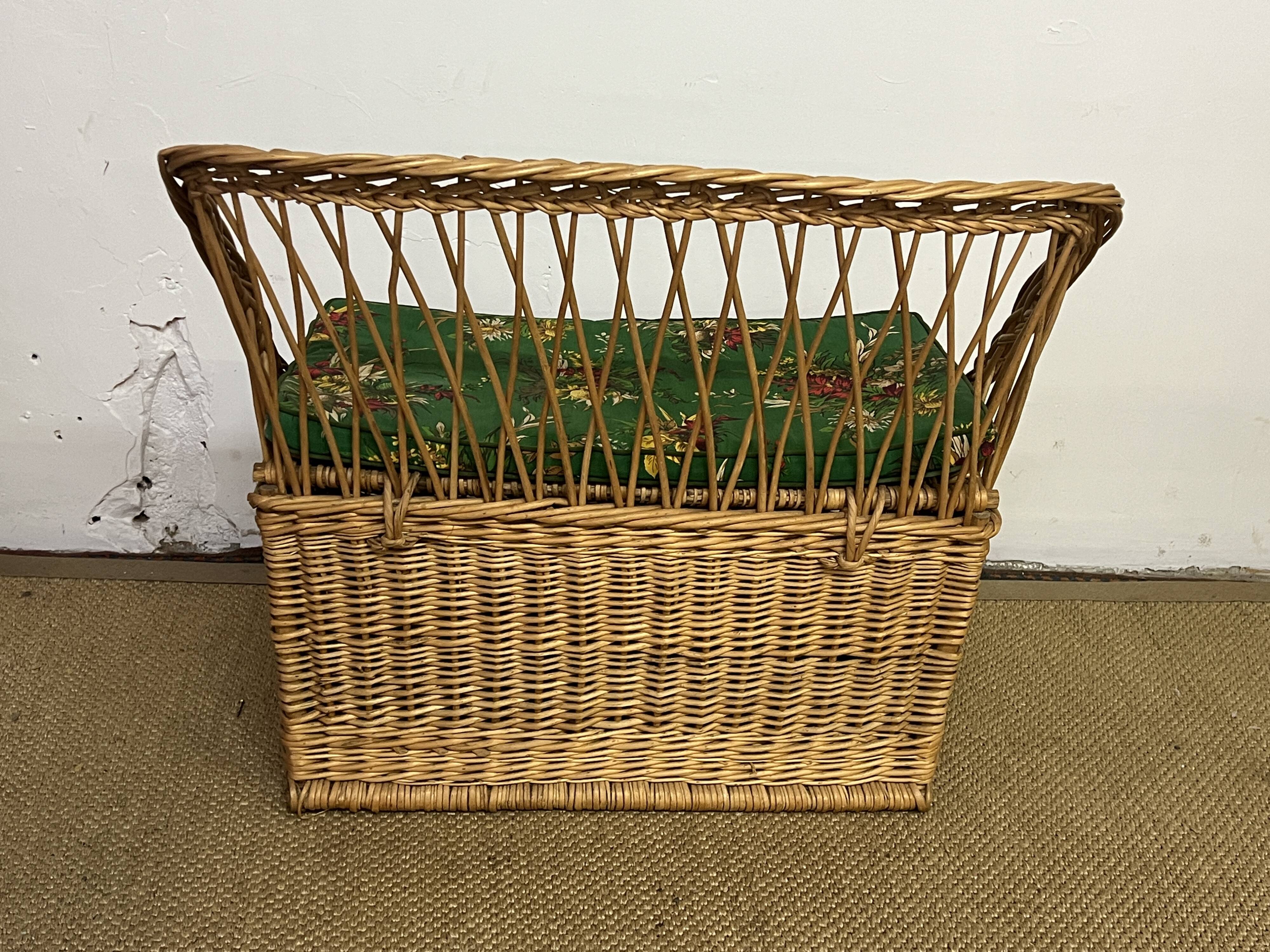 Banquette coffre en rotin vintage