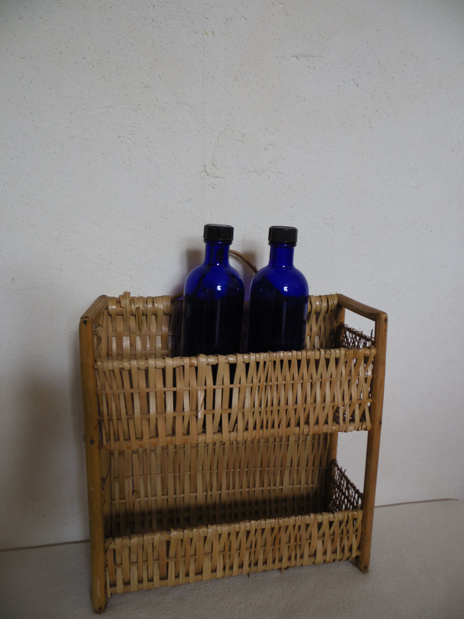 Shelf wicker 2 compartments a ask or suspend