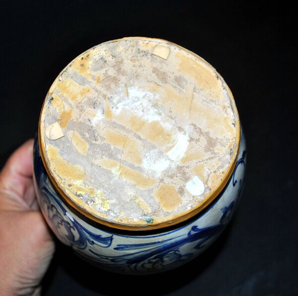 Grand pichet en céramique italienne barbotine majolique décor bleu et jaune