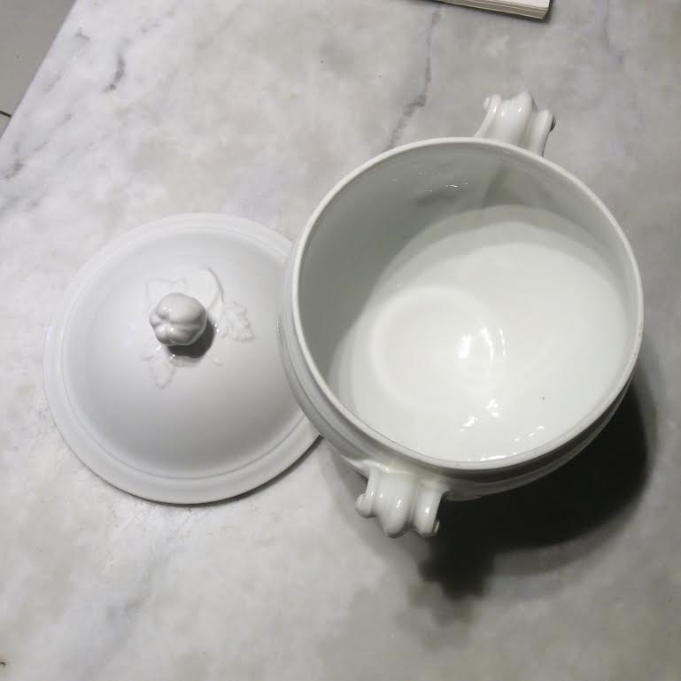 White porcelain soup maker