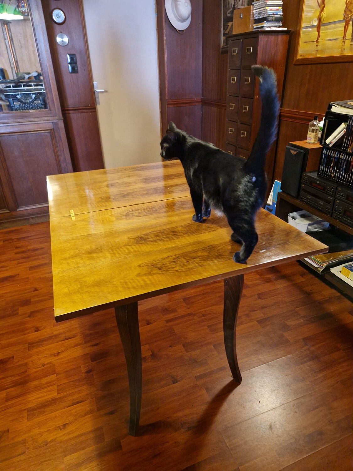 Bridge table from the 1950s