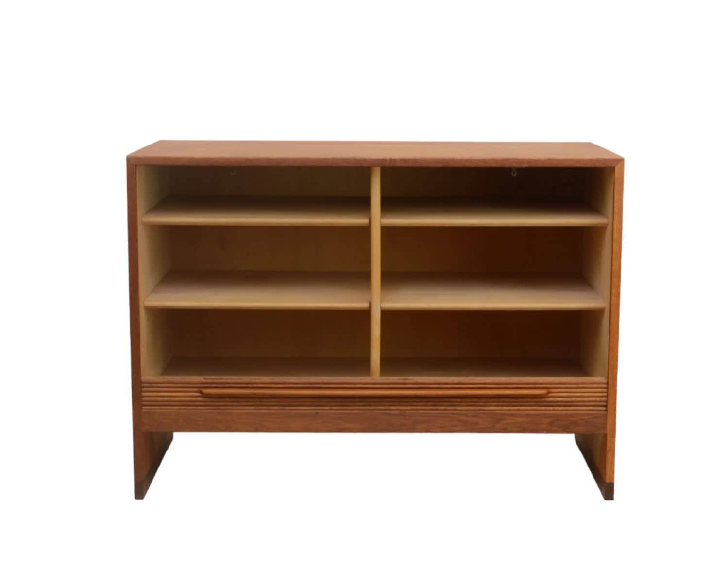 Curtain cabinet oak Hans Wegner series RY, Denmark 1950s