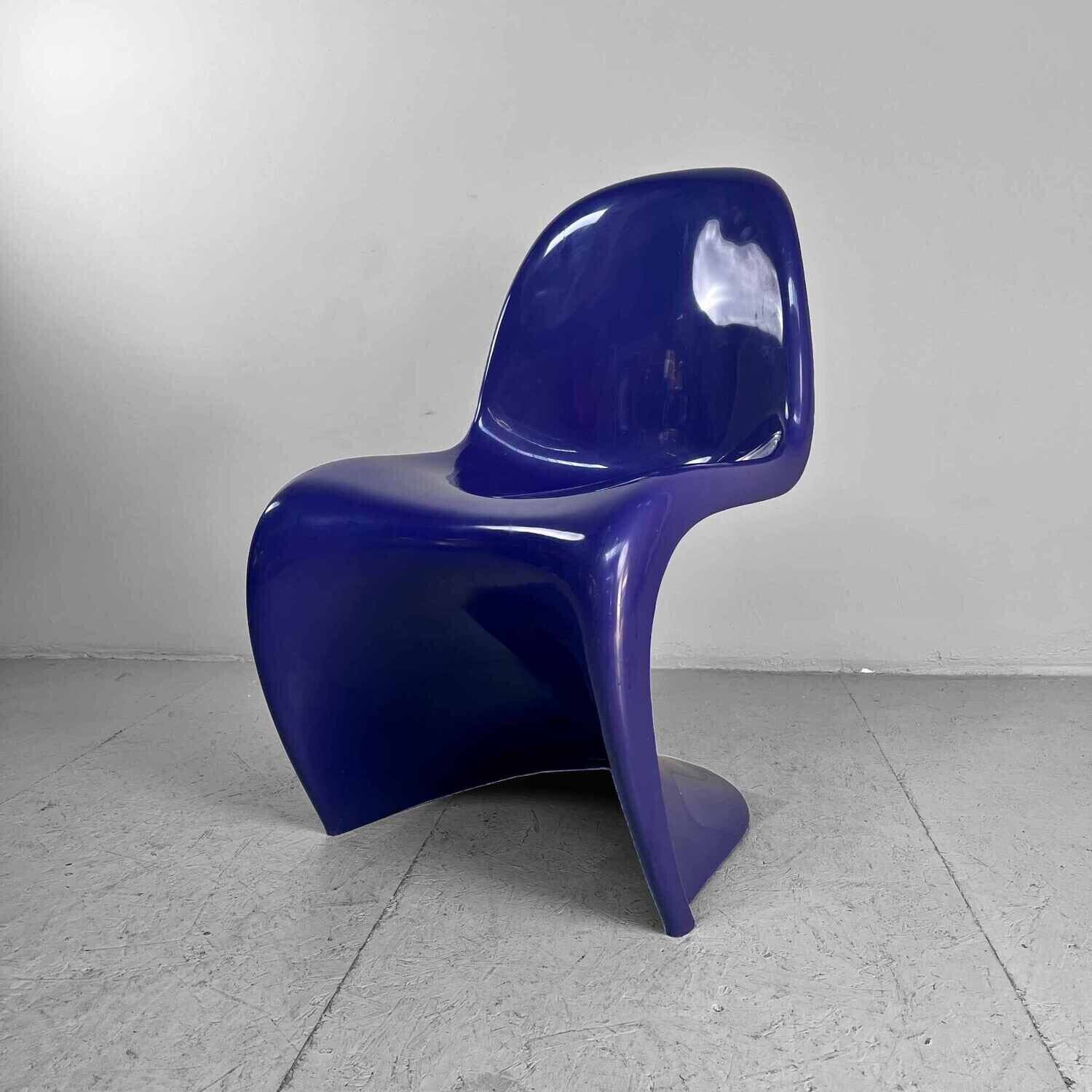 Purple chair Verner Panton Herman Miller Fehlbaum 1971