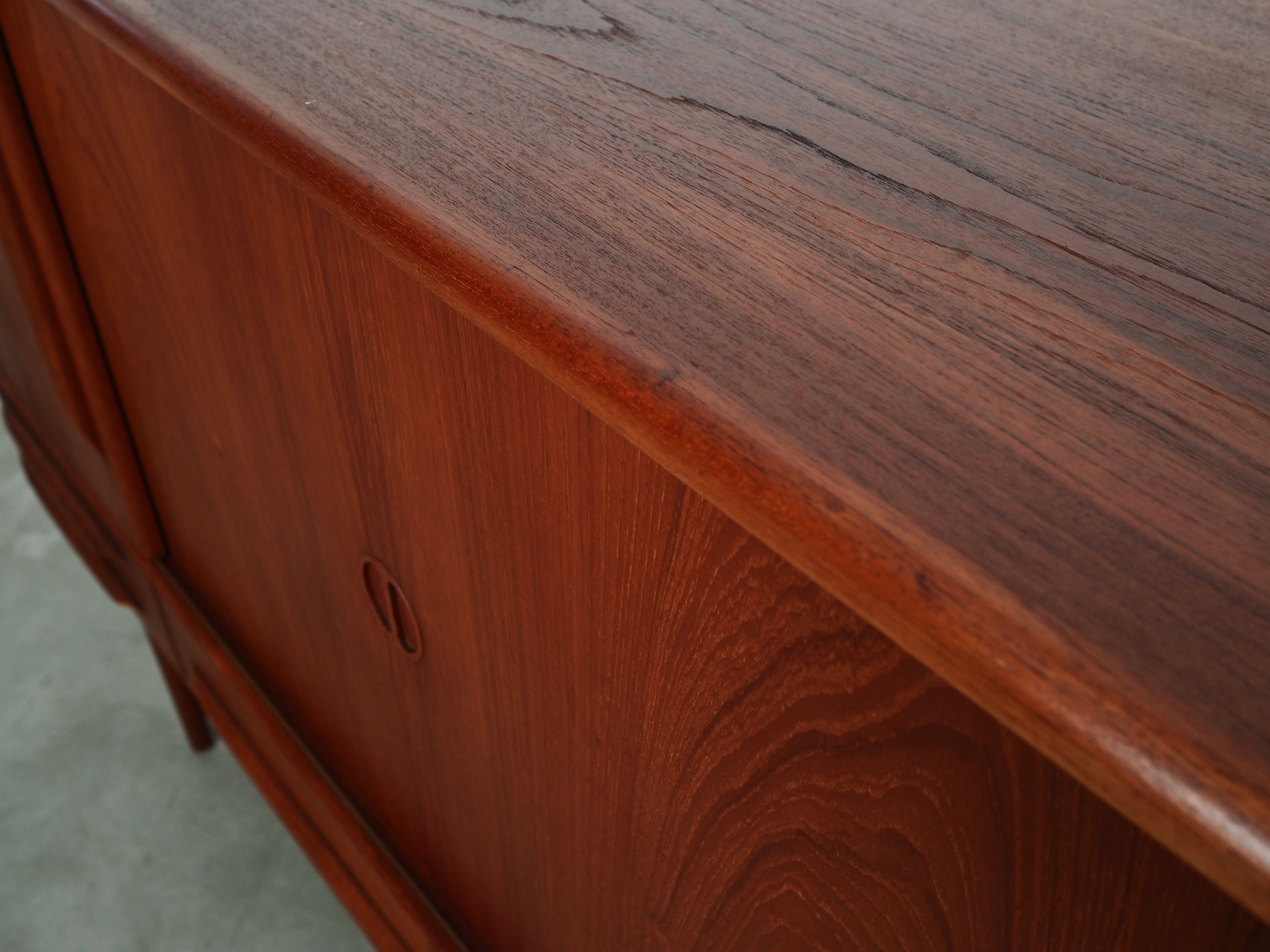 Teak highboard, Danish design, 1960s, designer: Johannes Andersen