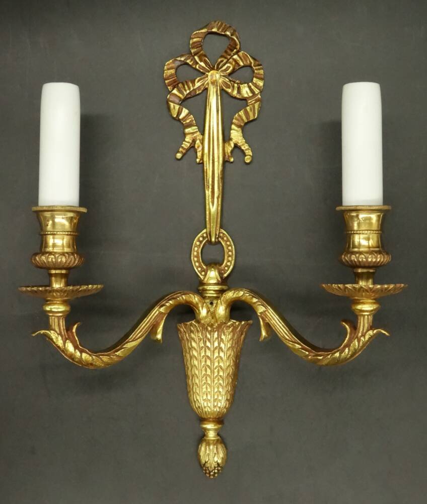 Pair of Louis XVI style knot wall lights - gilded bronze