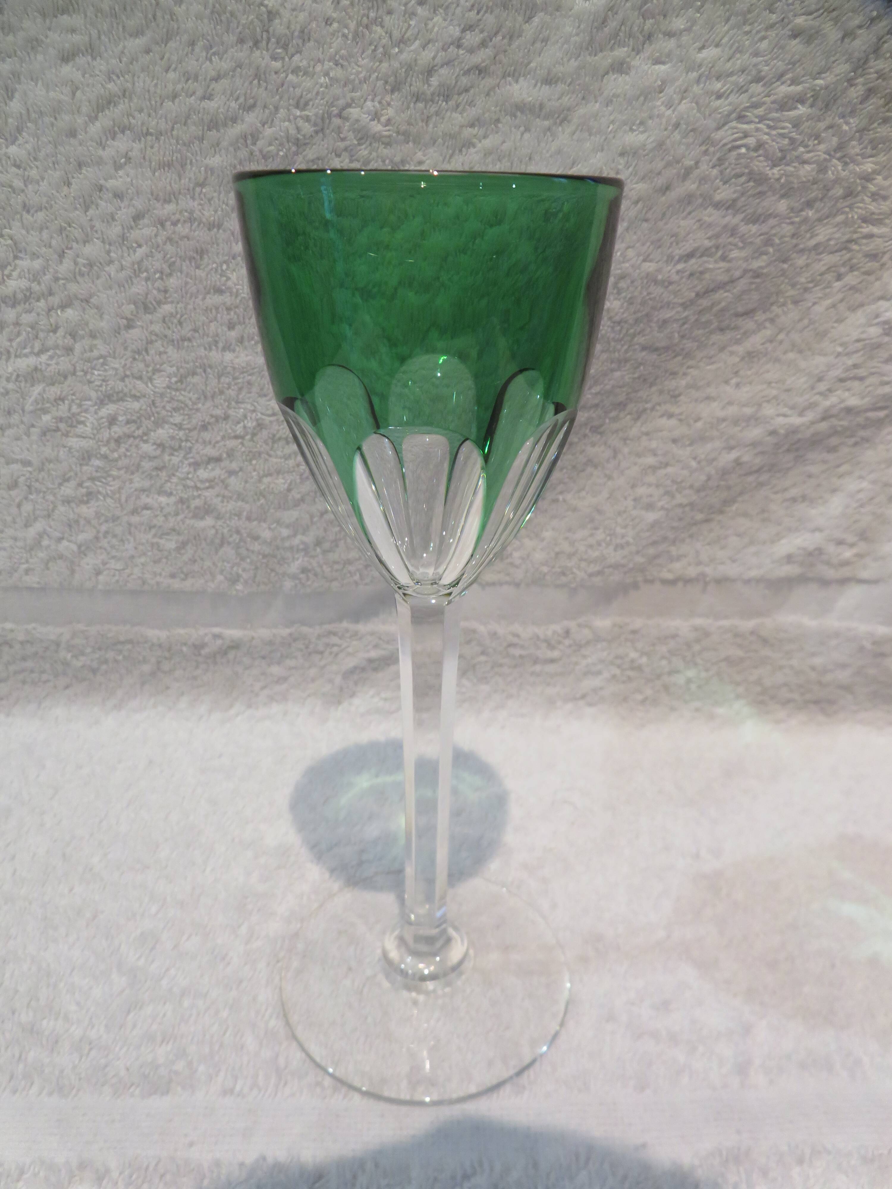 Baccarat crystal 12cl wine glass Genova model lined in fir green 19cm