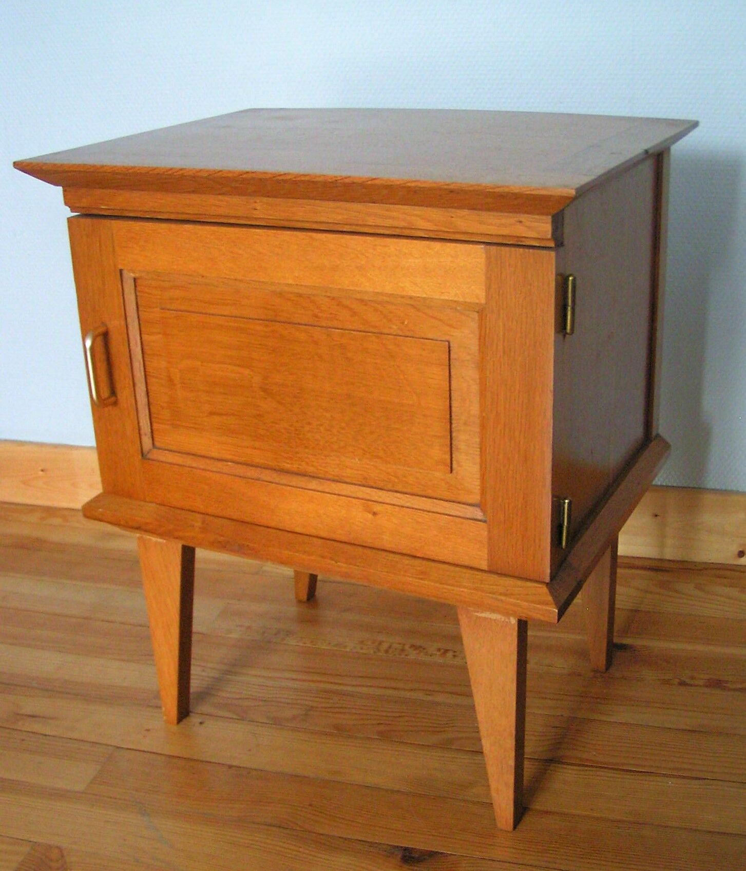 Compass feet bedside tables