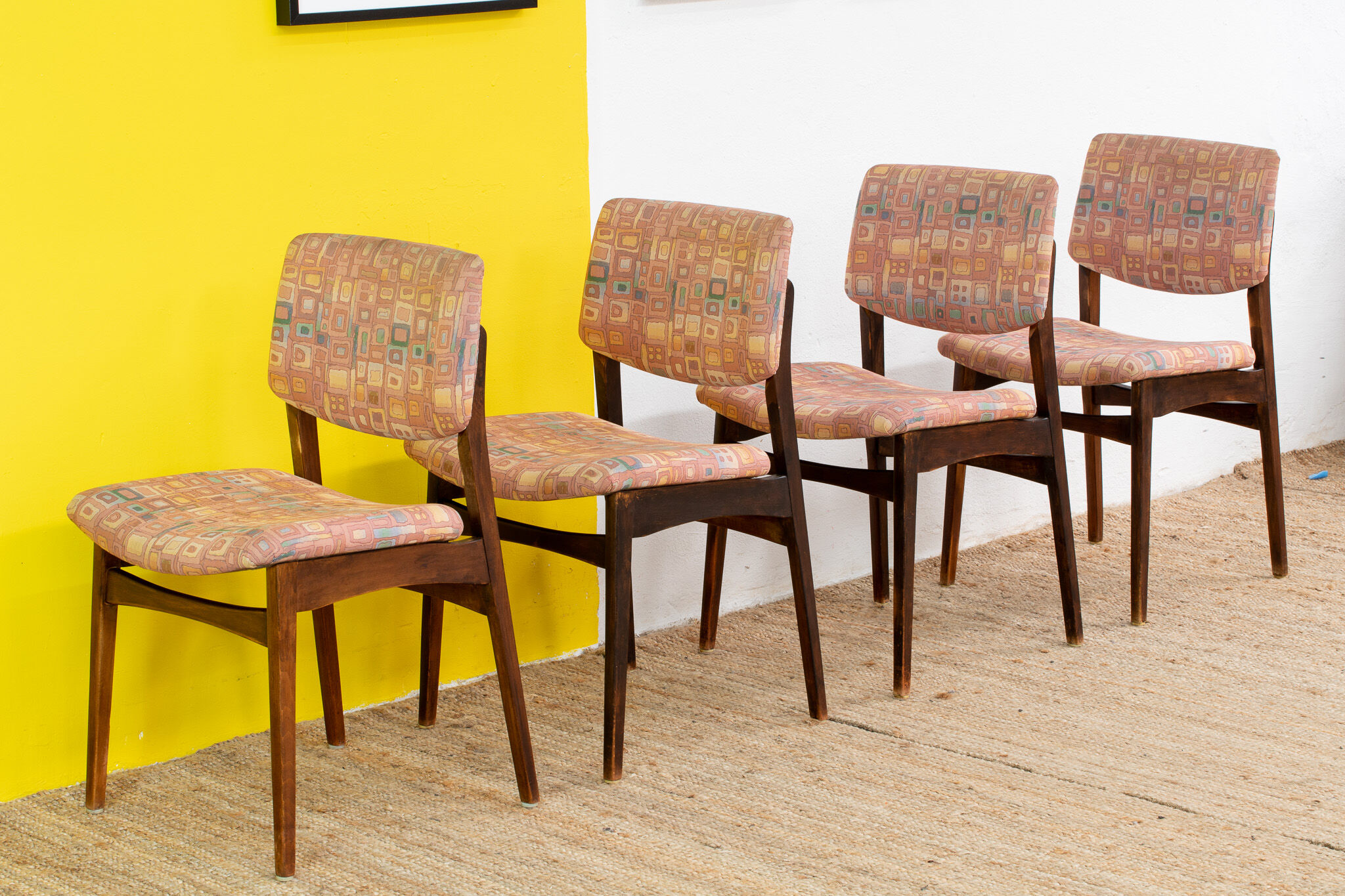 Chaises scandinaves  47 cm
