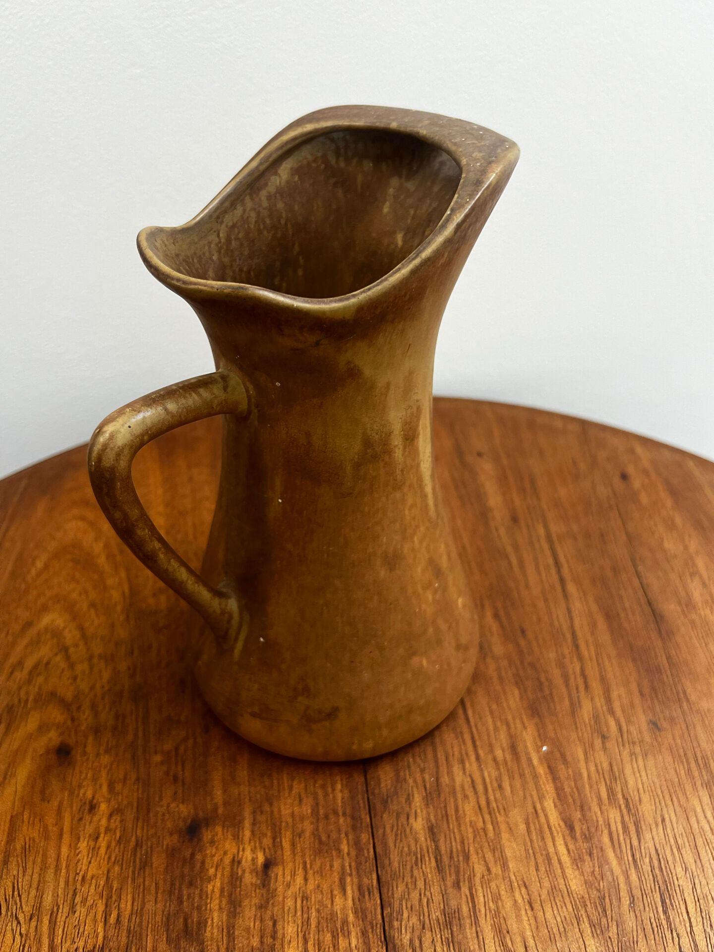 Carafe en céramique de forme - 1960