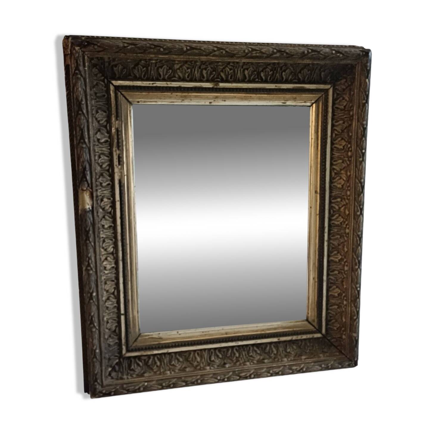 Antique mirror in wood and gilded stucco