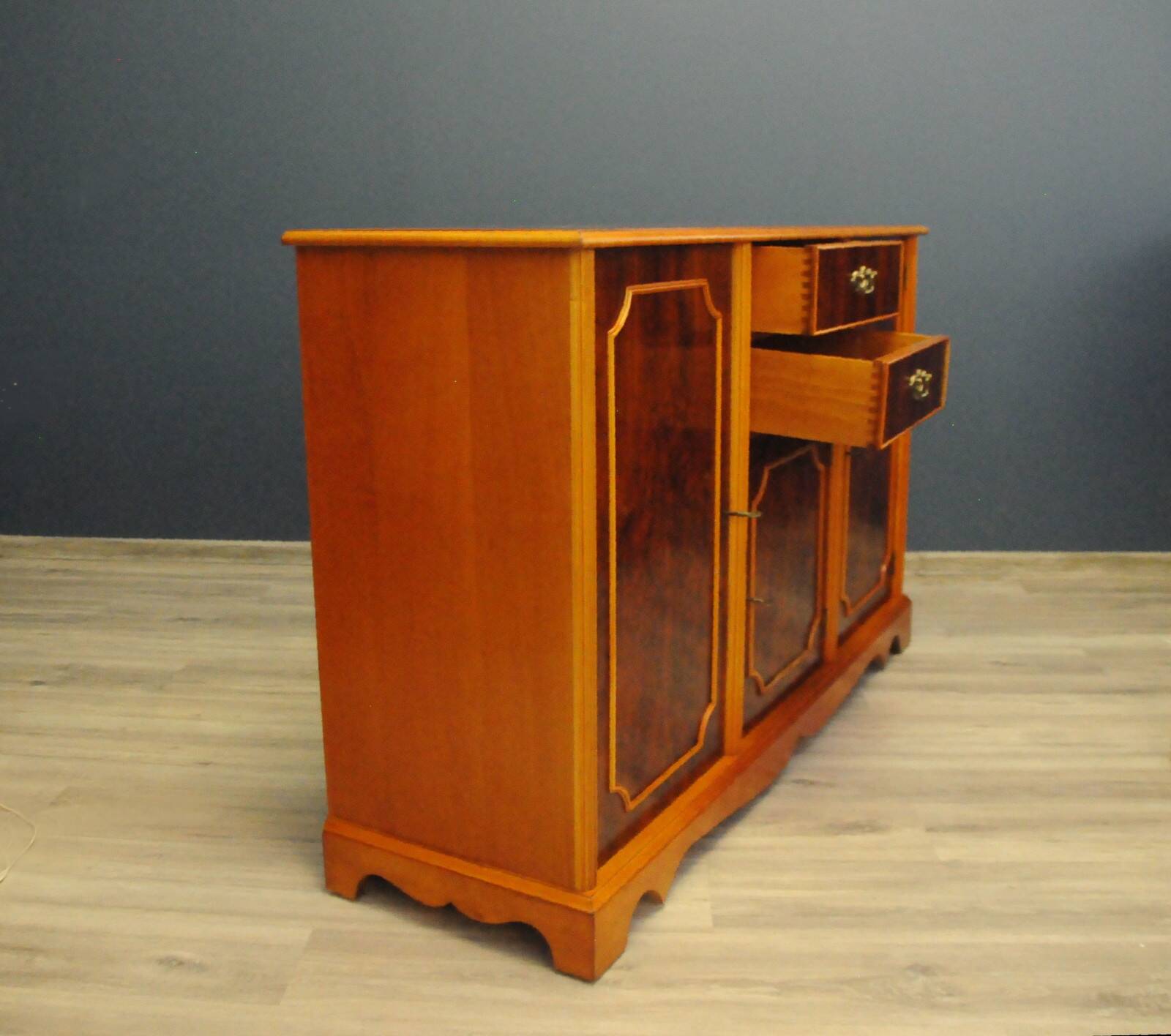 Commode signée Möbel Franz W. Allemagne