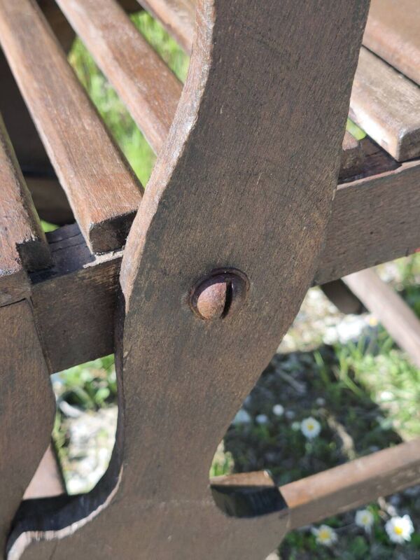 Chaise, escabeau de bibliothèque