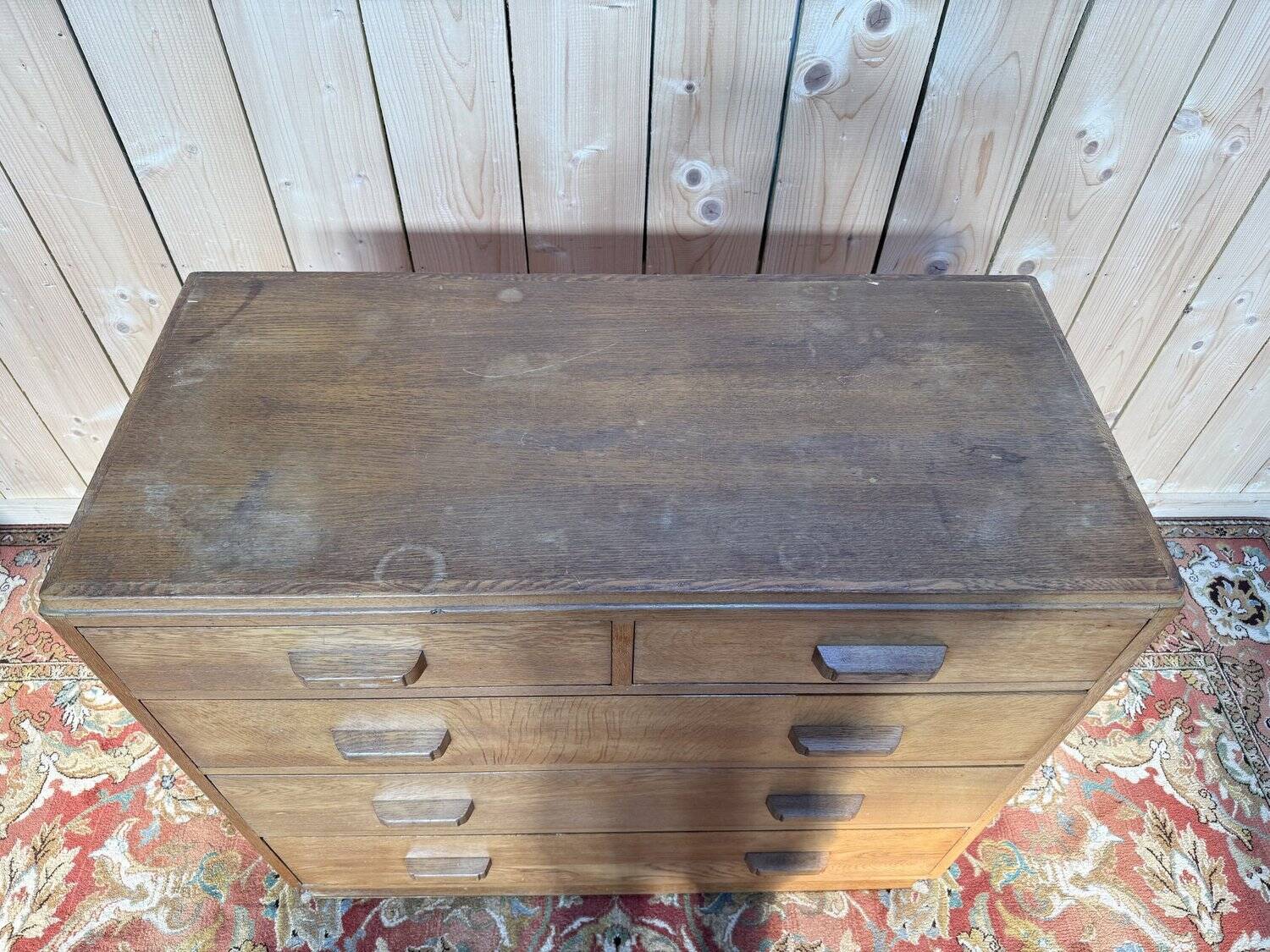 Solid oak chest of drawers from the 1950s.