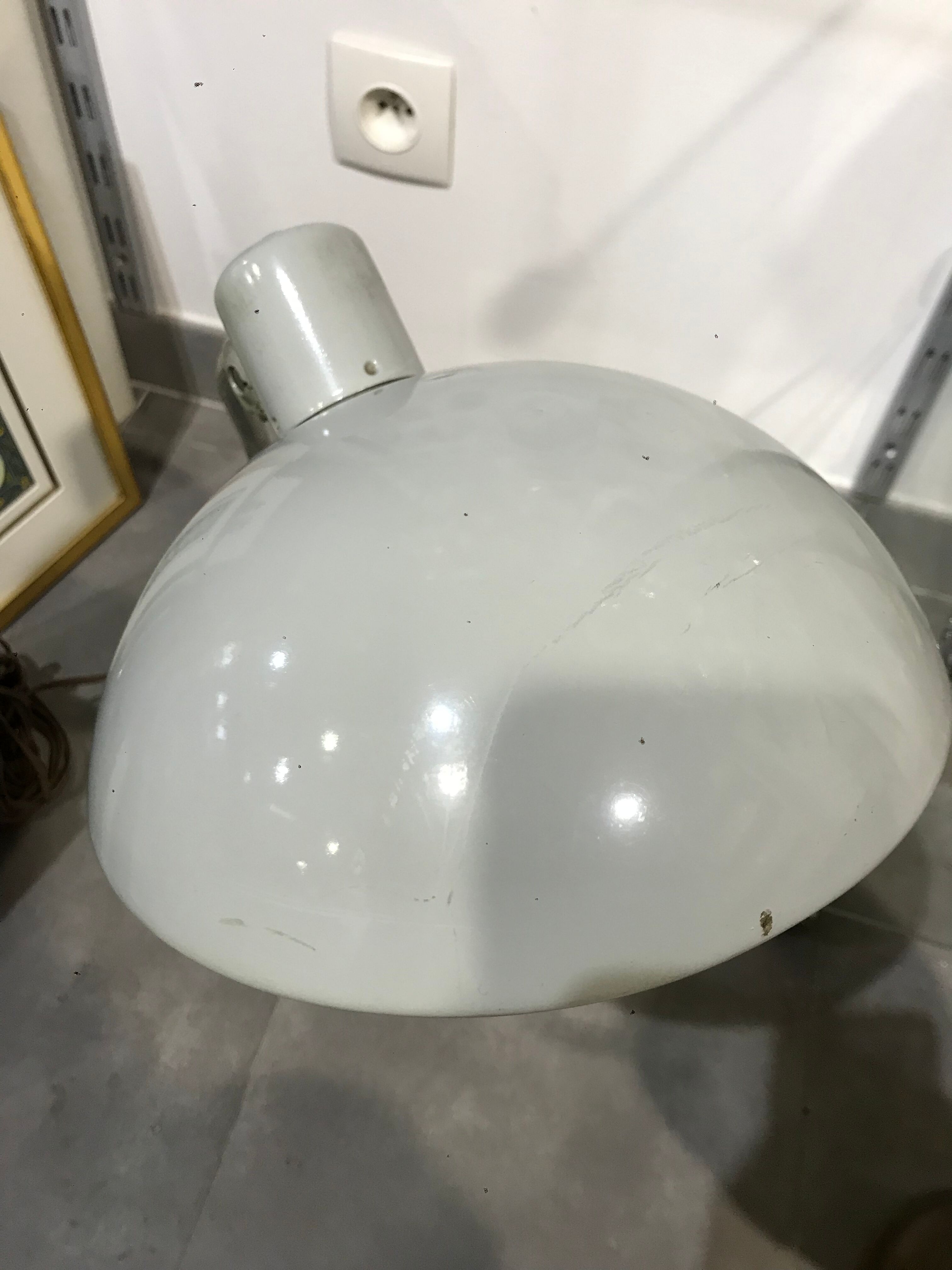 Vintage lamp to lay vintage