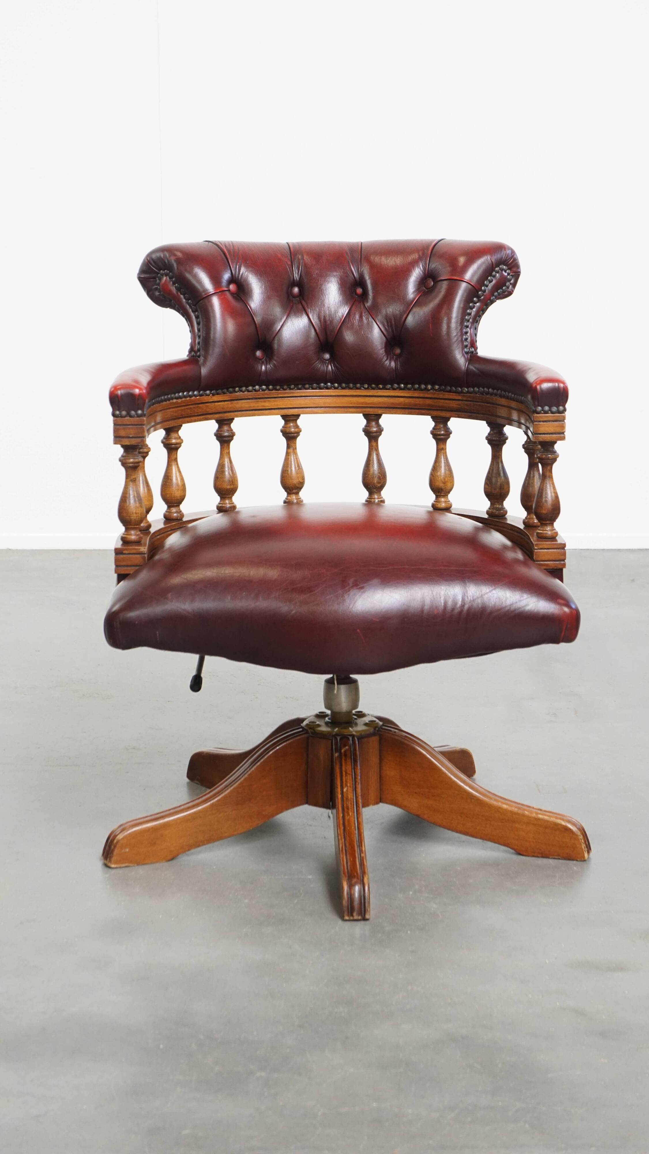Red Cowhide Leather Chesterfield Office Chair in English Style