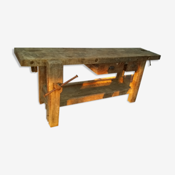 Carpenter workbench