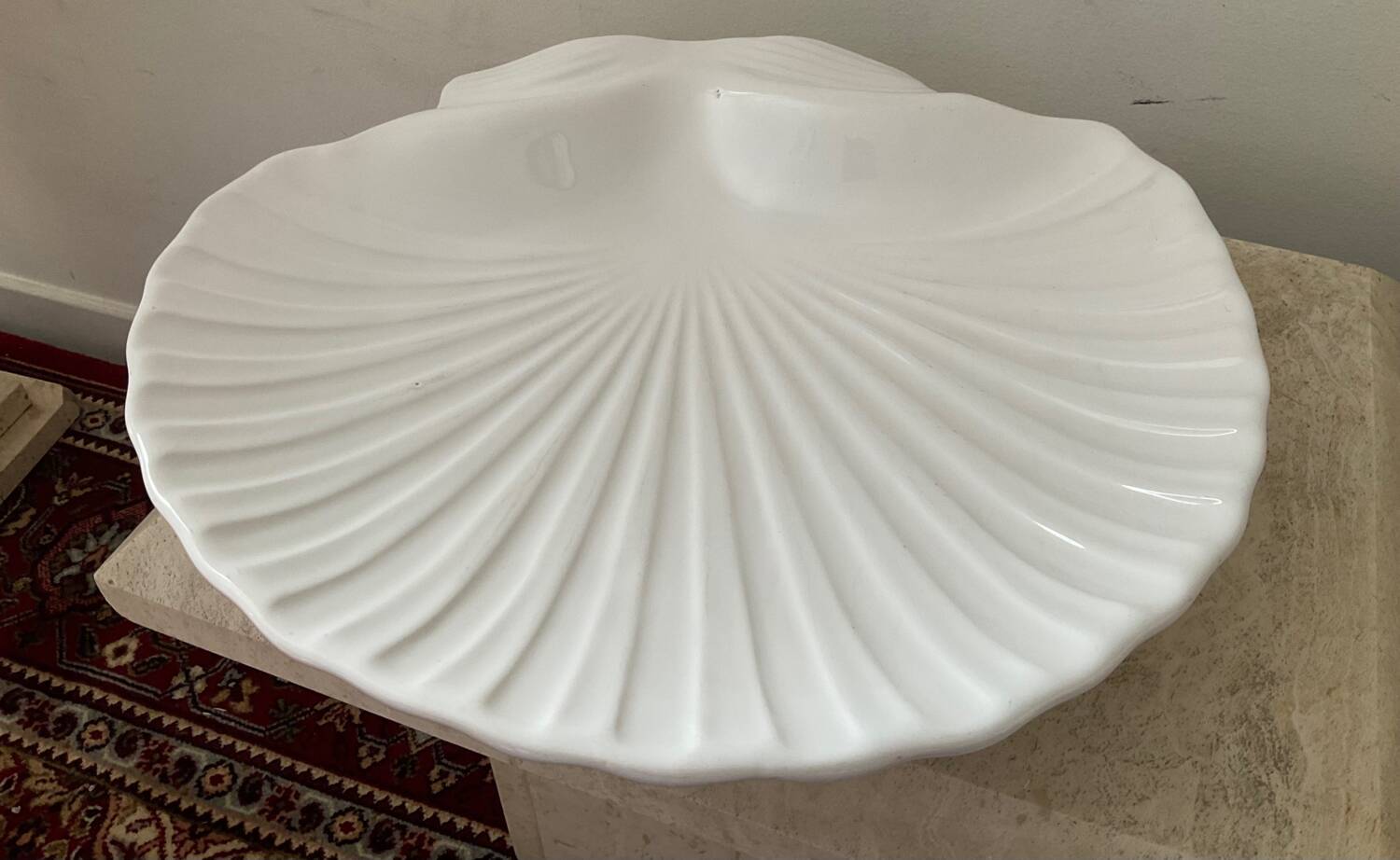Large enameled ceramic shell pocket 35cm