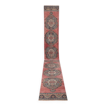 Tapis de couloir turc vintage