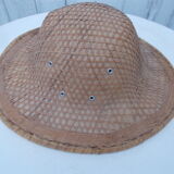 Chapeau asiatique style colonial en paille