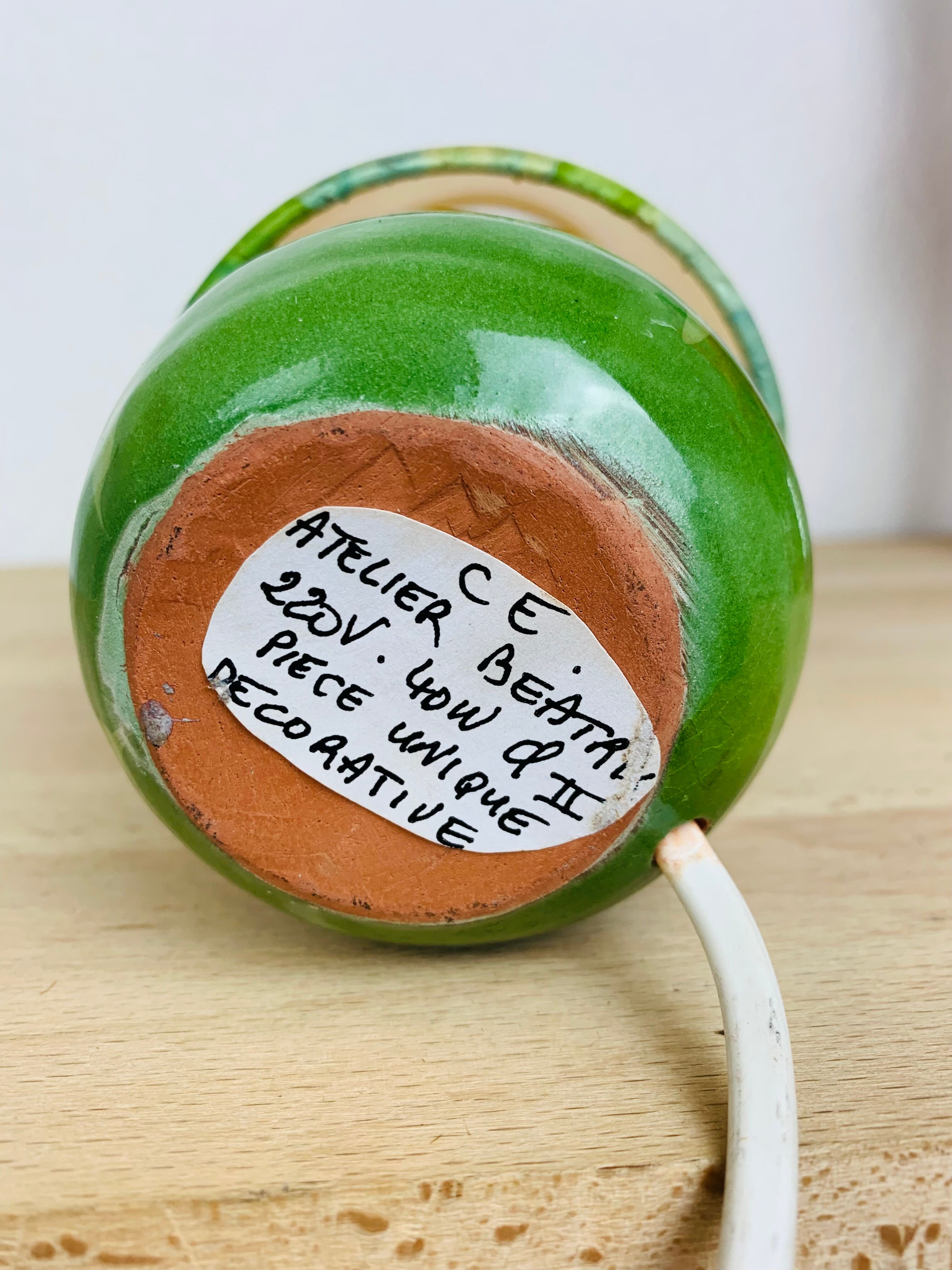 Green ceramic ball lamp