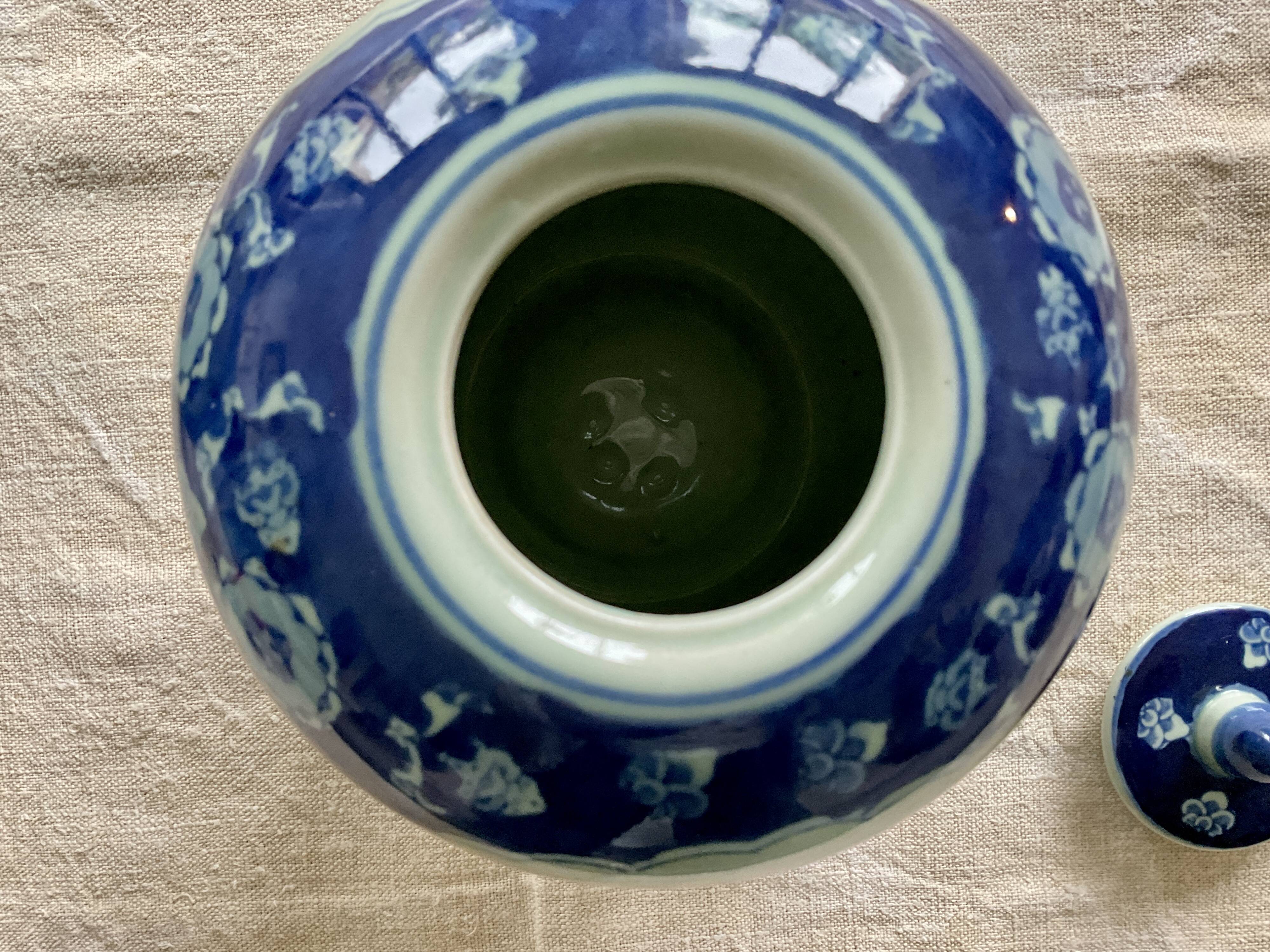 2 pots à gingembre décor bleu peint à la main
