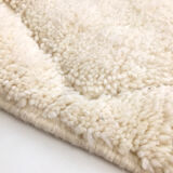 Moroccan Berber carpet blessed ouarain ecru plain with engraved diamonds 167x105cm