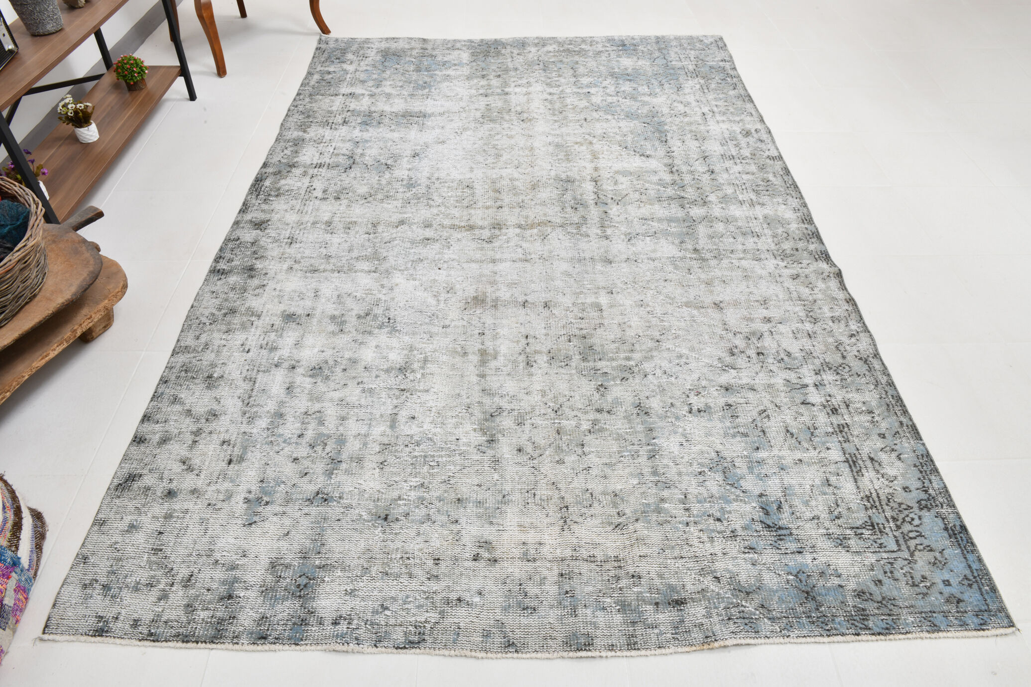 Classic gray & blue vintage rug 300x199cm