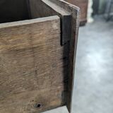 Provincial commode from the 18th century in oak