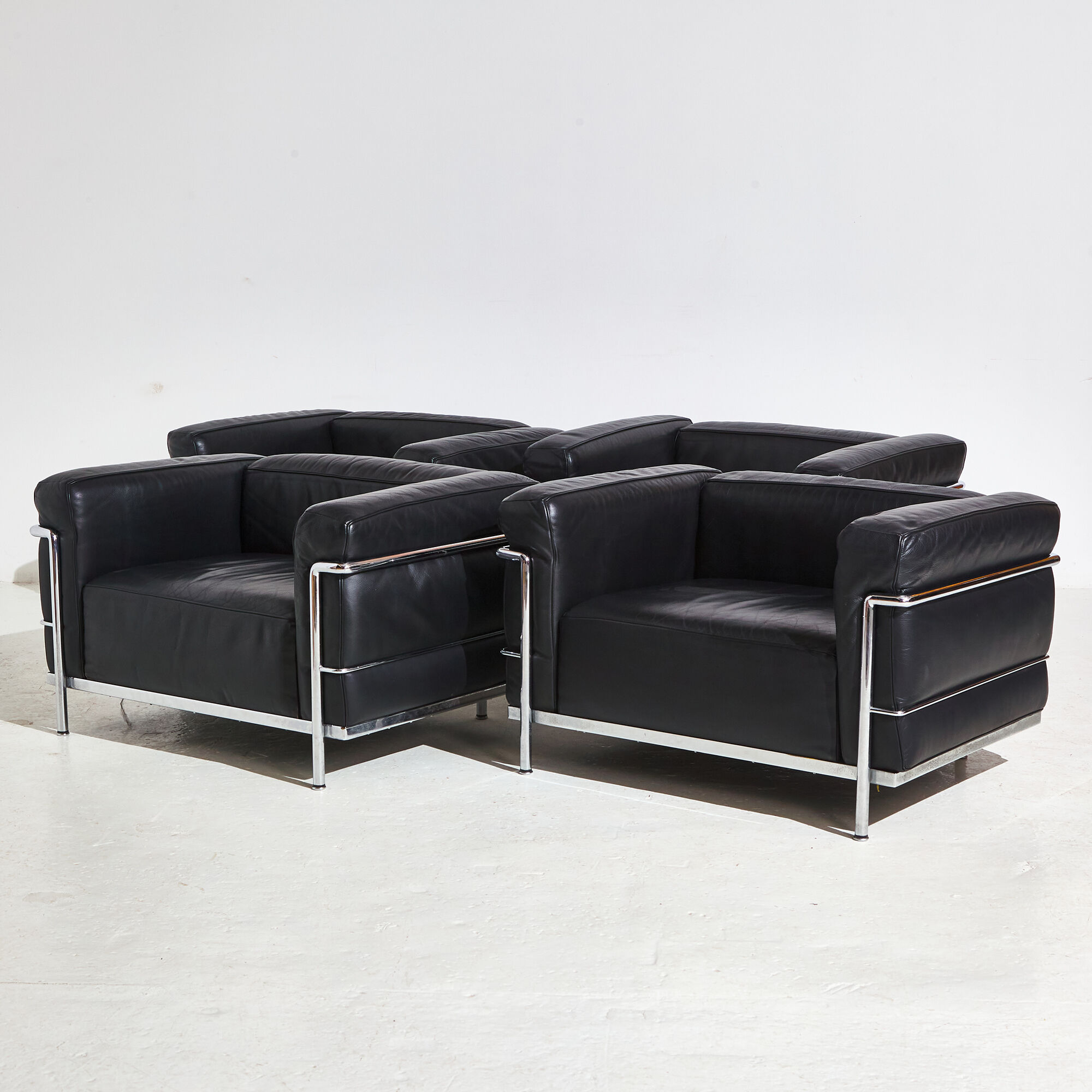 Fauteuil en cuir LC3 de Le Corbusier pour Cassina