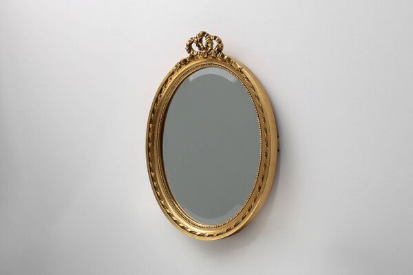 Miroir biseauté en bois de style Louis-Philippe, marque Pieterman, 1950