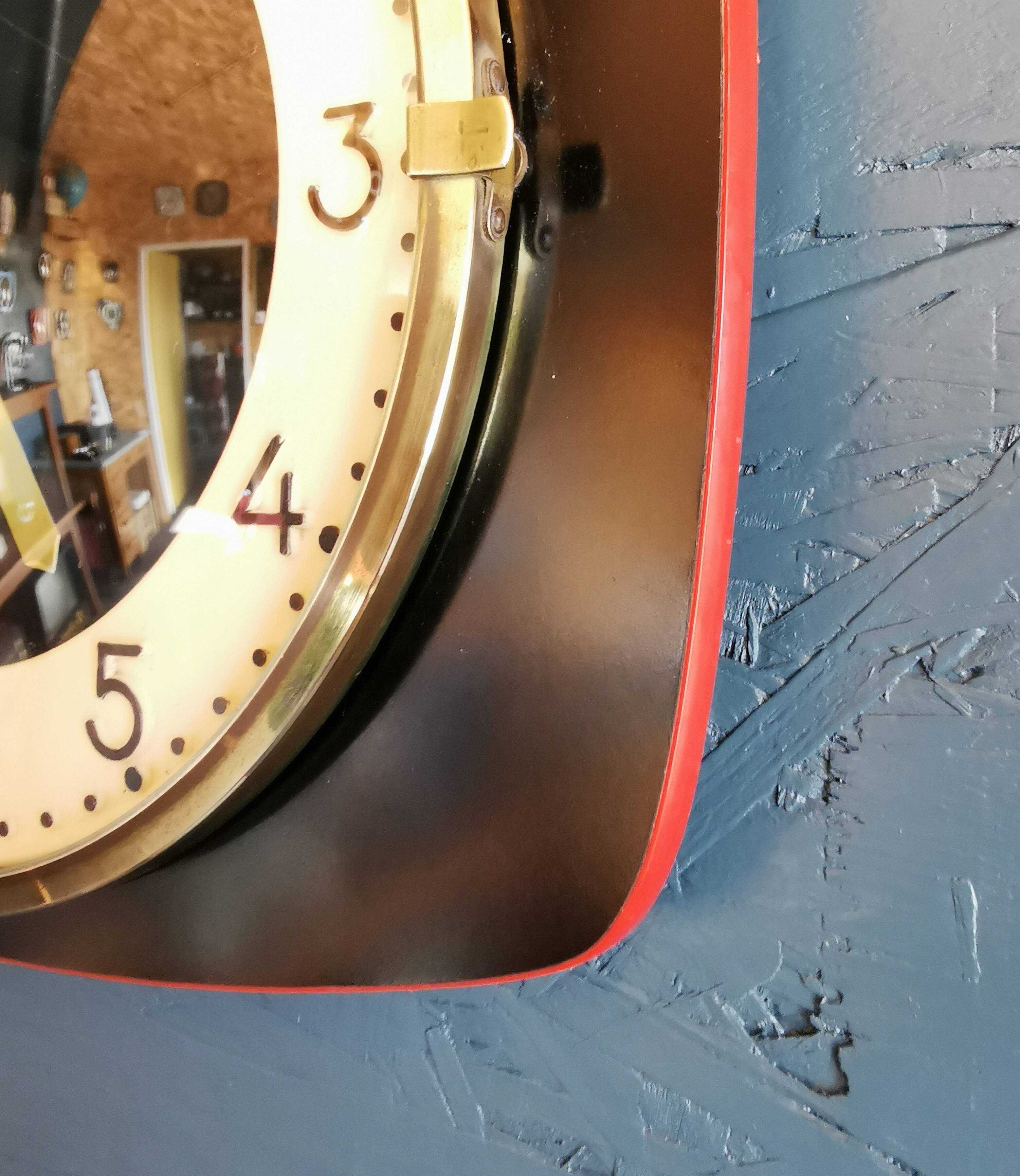 Vintage formica clock silent wall pendulum 60s "Black red"