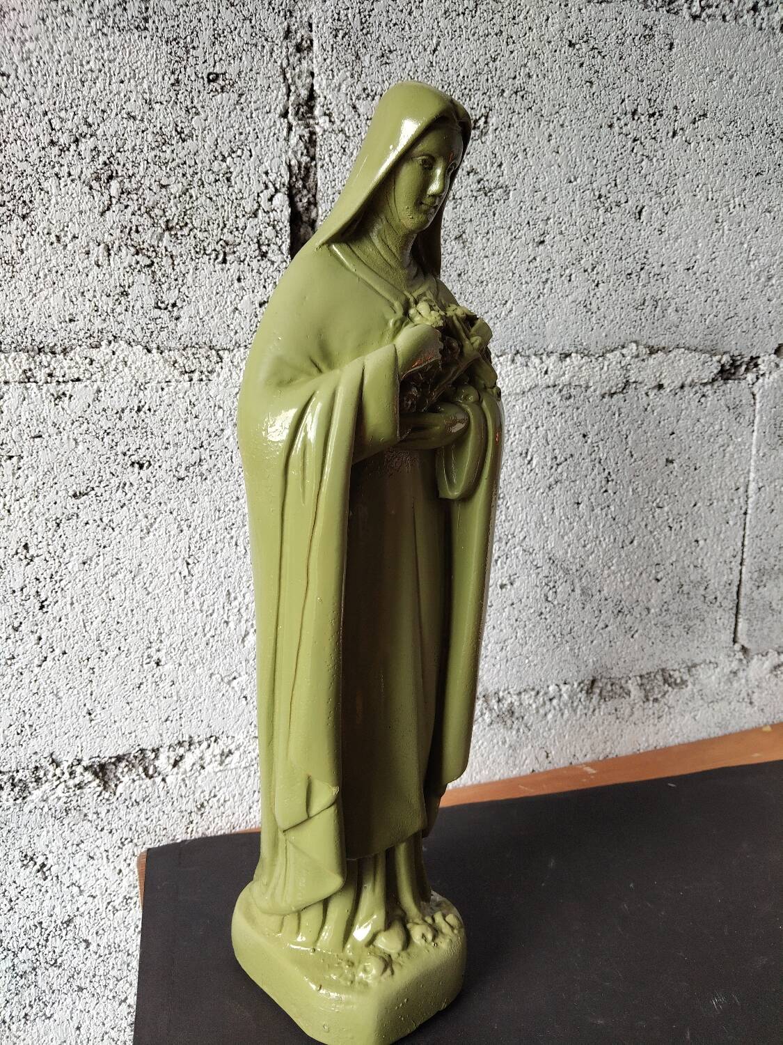 Ancient statue of Saint Thérèse of Lisieux – patinated olive green plaster